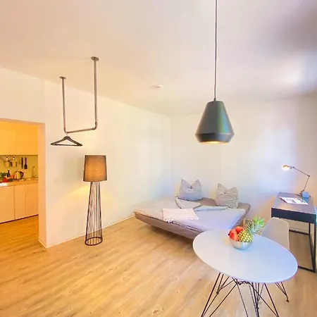 Studiowohnung 1 In *